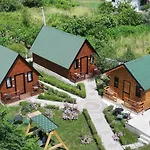 Wood House 베라트