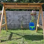 Wood House 빌라