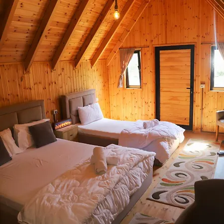 ヴィラ Wood House