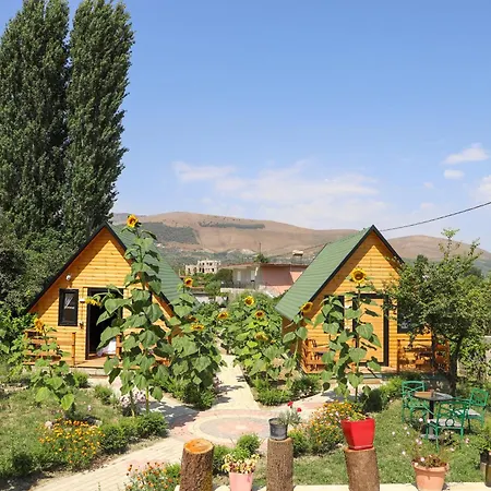 Wood House * Berat