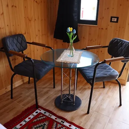 Wood House Villa *