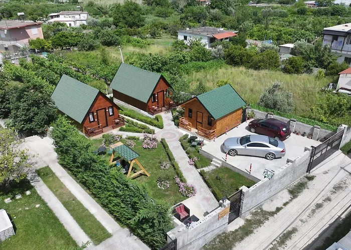 Wood House * Berat
