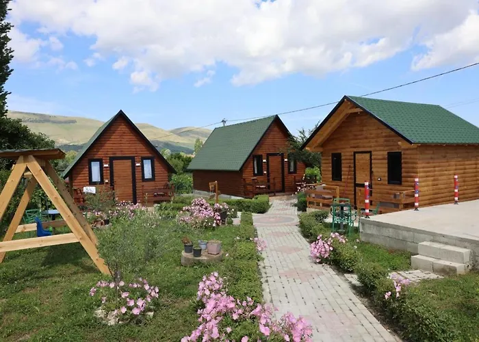 Willa Wood House Berat
